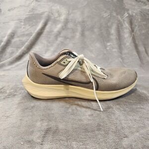 Nike Shoes Mens 10 Gray Zoom Pegasus 40 Sneakers Road Running
